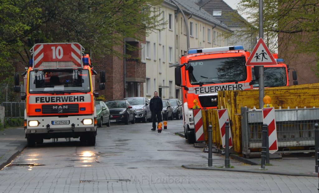 Feuer2Y Koeln Muelheim Windmuehlenstr P120.JPG